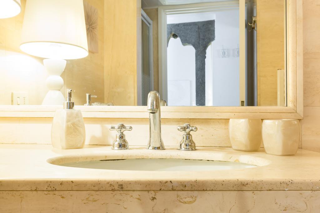 Colosseo Luxury Apartment Рим Екстер'єр фото