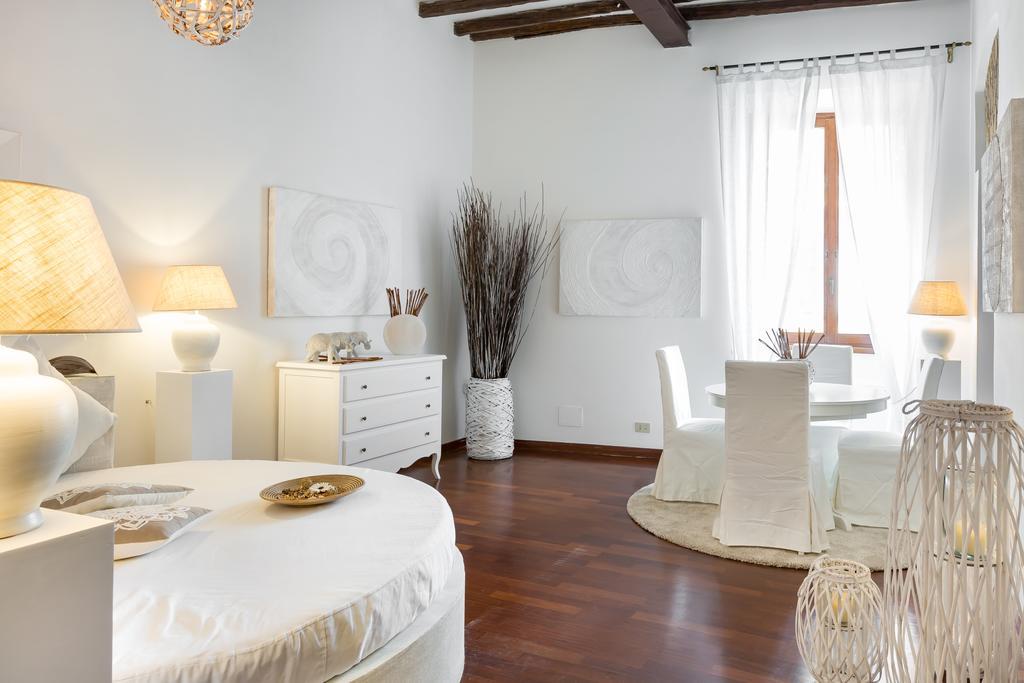 Colosseo Luxury Apartment Рим Екстер'єр фото